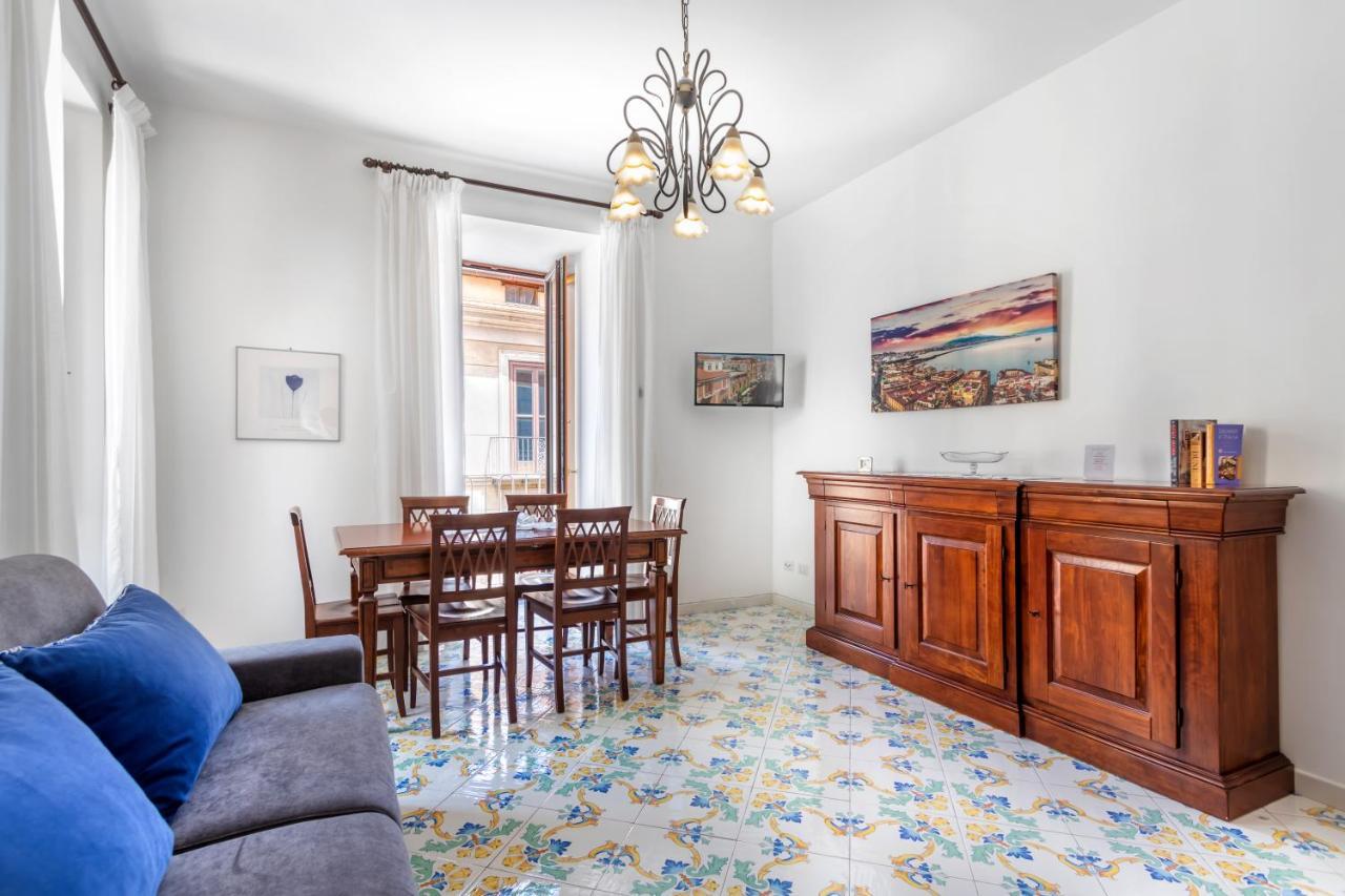 Comfy Apt 4 Sleeps Right In The Centre Sorrento Eksteriør billede
