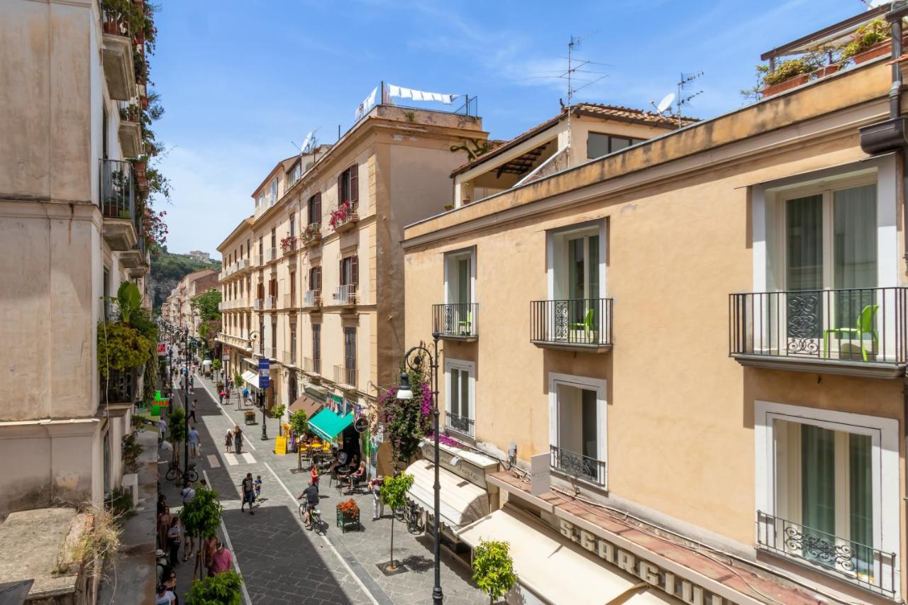 Comfy Apt 4 Sleeps Right In The Centre Sorrento Eksteriør billede