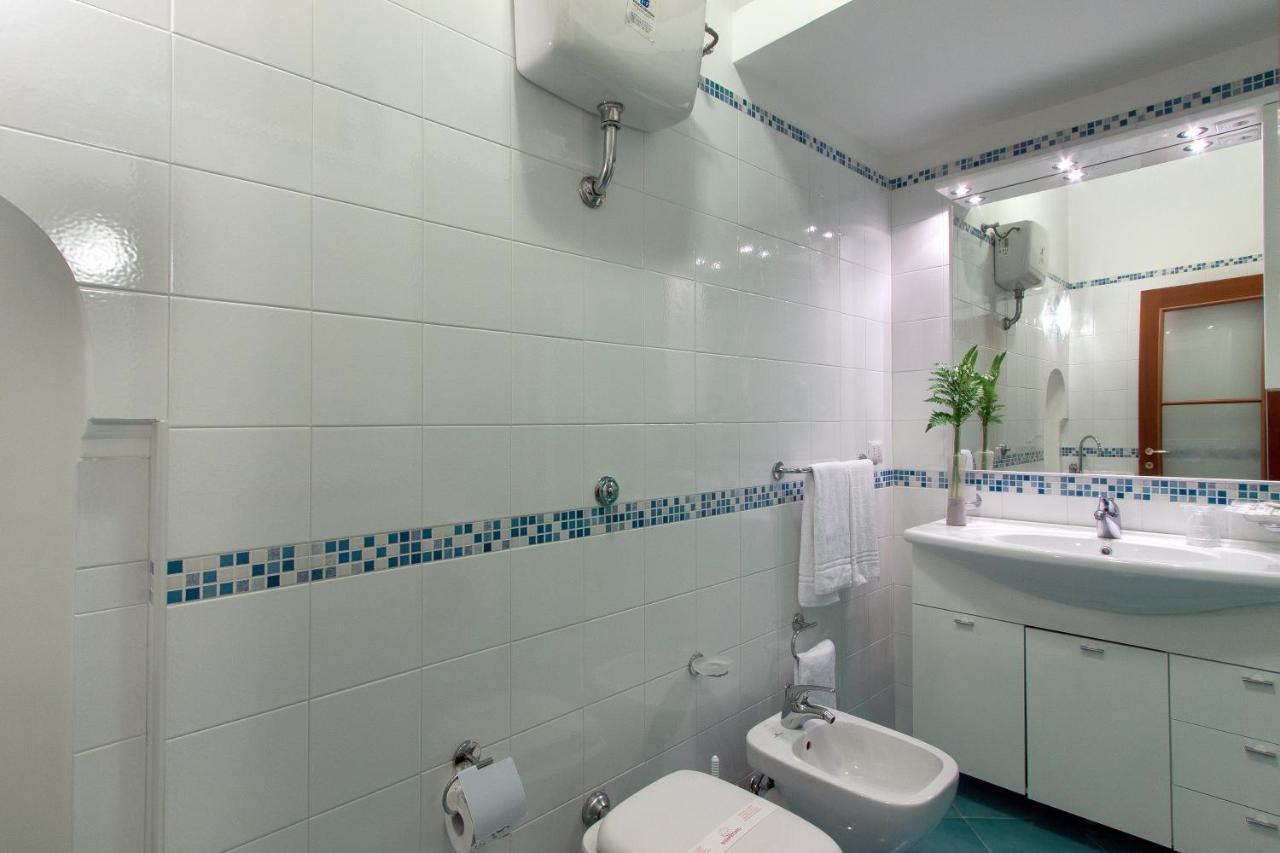 Comfy Apt 4 Sleeps Right In The Centre Sorrento Eksteriør billede